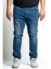 Prenesite sliku u preglednik galerije, Traperice za punije MAXFORT 2490 SW veličine od 60 do 88