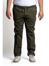 Prenesite sliku u preglednik galerije, Novo - rastezljive hlače za punije MAXFORT Basil - više boja 2XL do 10XL
